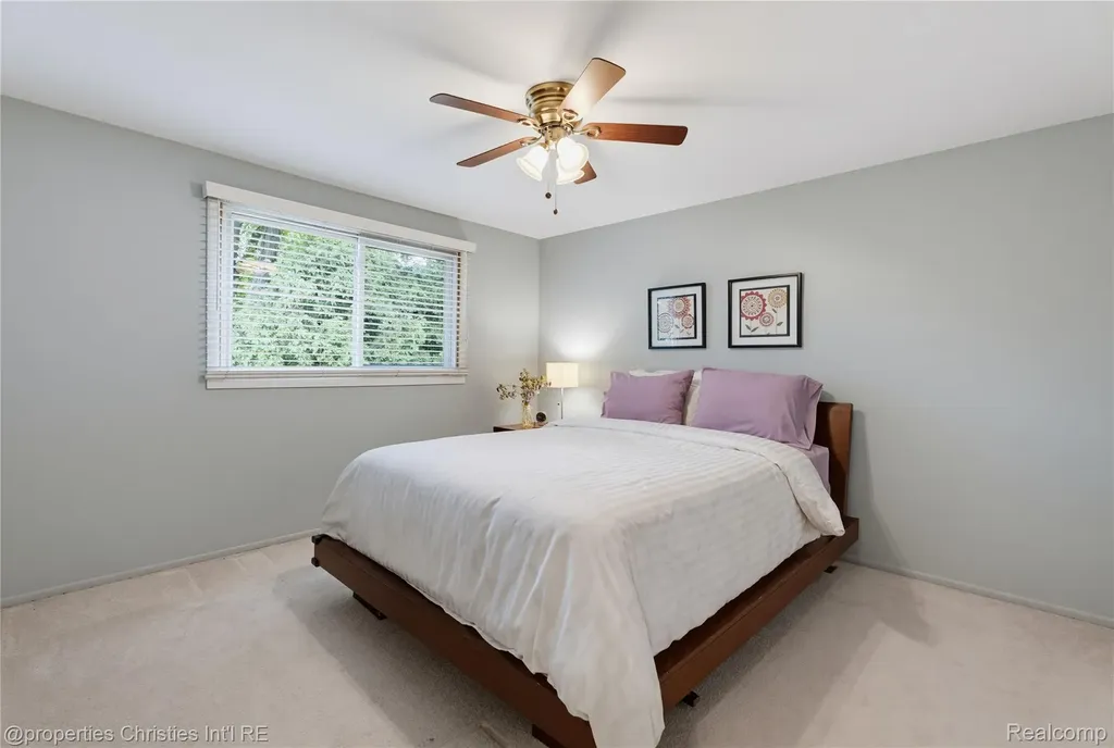 1981 Condor Drive Troy City MI 48084