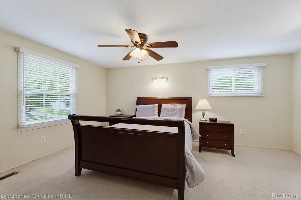 1981 Condor Drive Troy City MI 48084