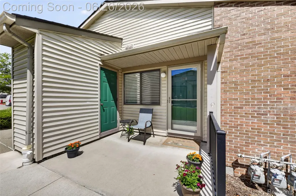 378 Spring Brooke Drive Brighton City MI 48116