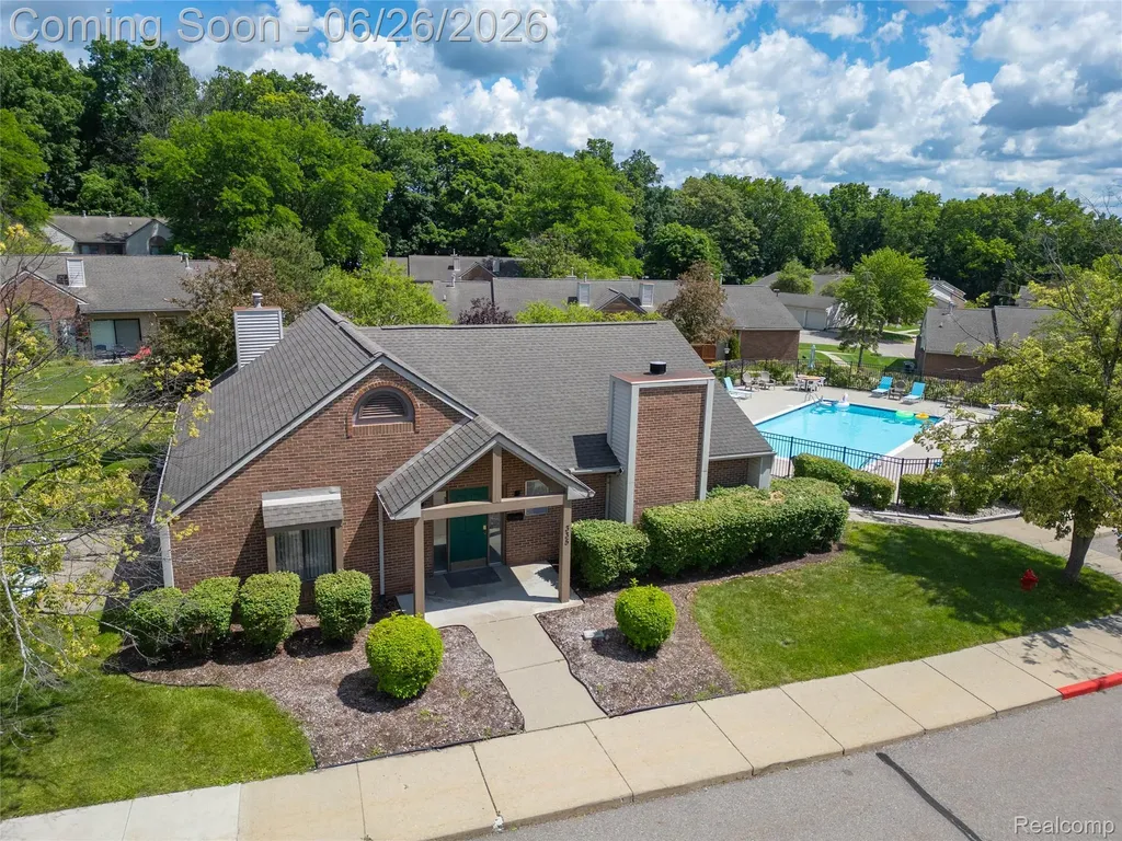 378 Spring Brooke Drive Brighton City MI 48116