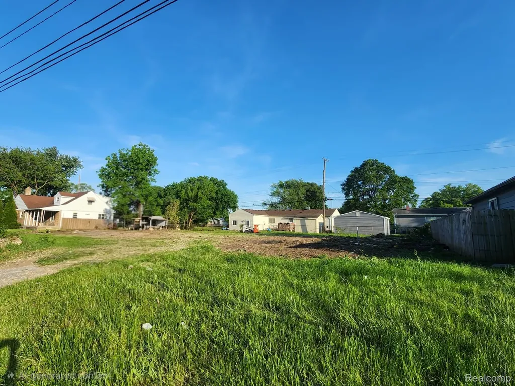 000 15 Mile Road Clintion Township Clinton Charter Township MI 48035
