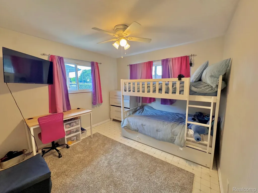 21218 Benjamin Street St. Clair Shores City MI 48081