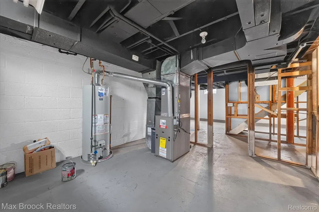 2249 Benjamin Avenue Royal Oak City MI 48073