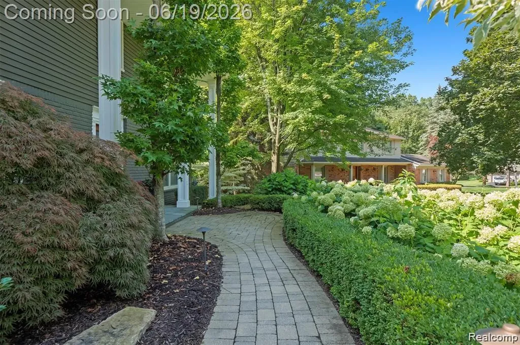5365 Van Ness Court Bloomfield Hills City MI 48302