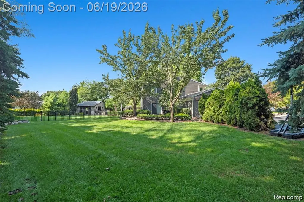 5365 Van Ness Court Bloomfield Hills City MI 48302