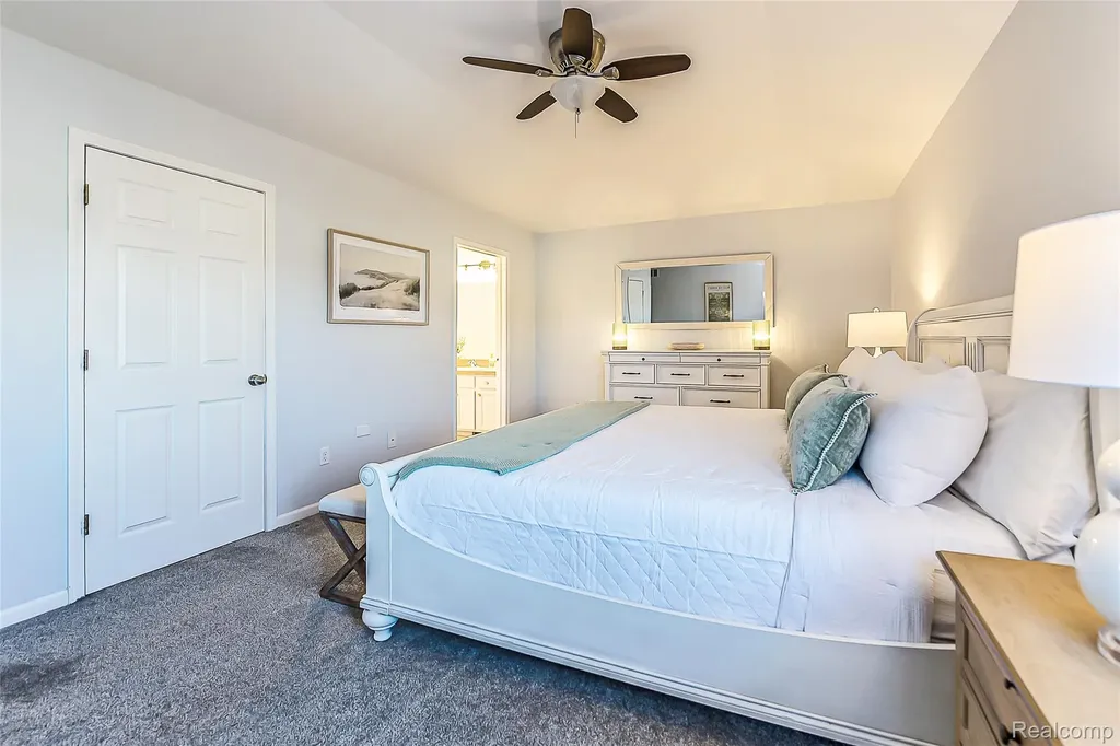 1012 Paddock Lane South Lyon City MI 48178