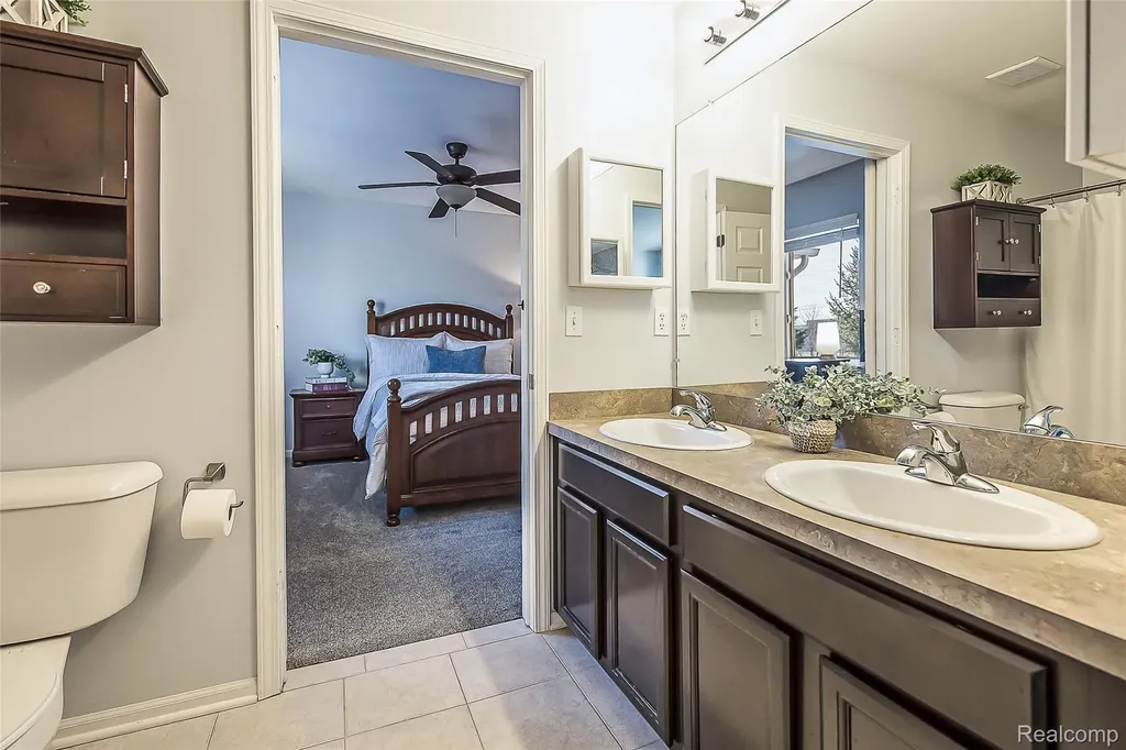 1012 Paddock Lane South Lyon City MI 48178
