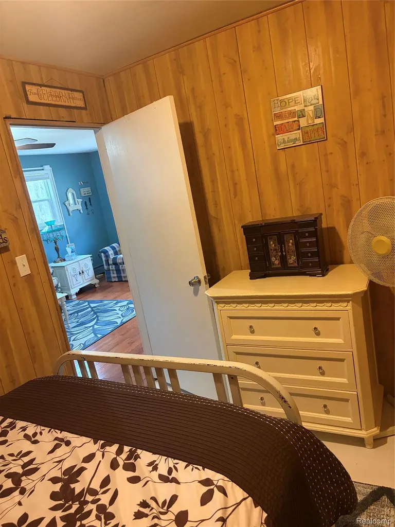 5315 E 8th Street Au Gres City MI 48703