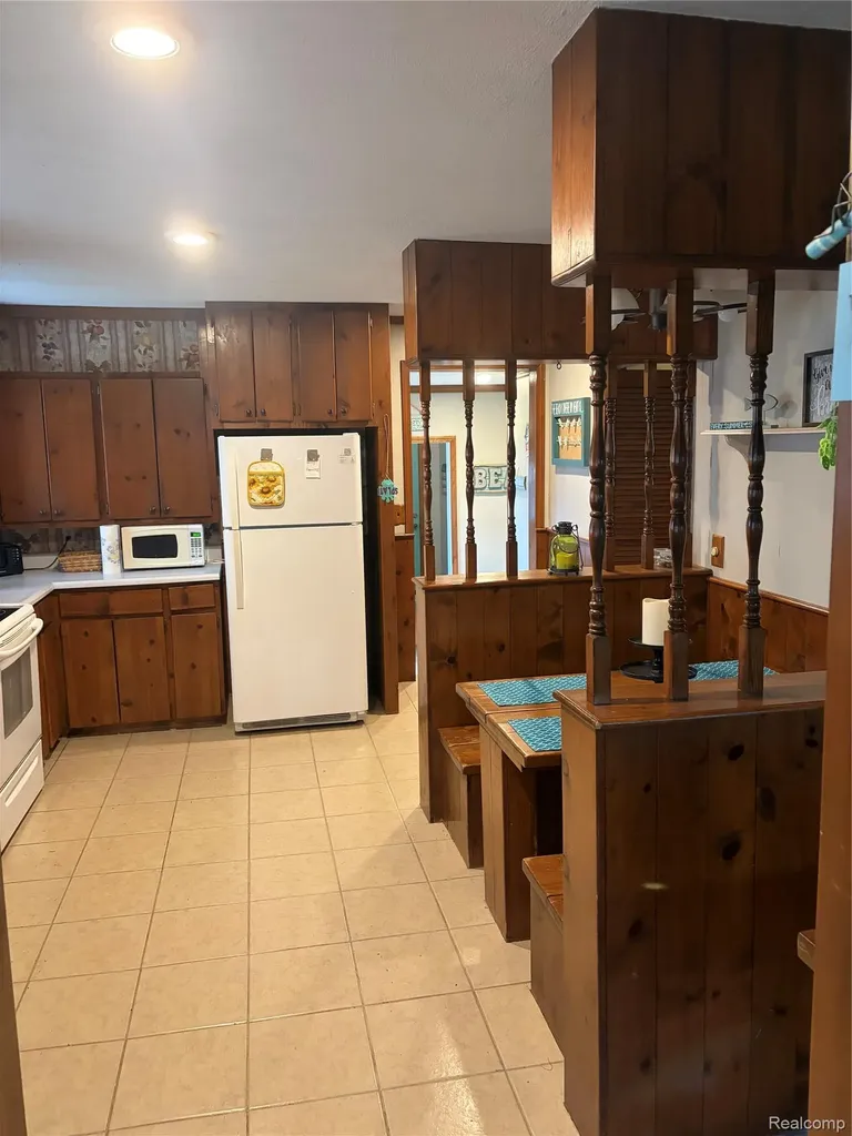 5315 E 8th Street Au Gres City MI 48703