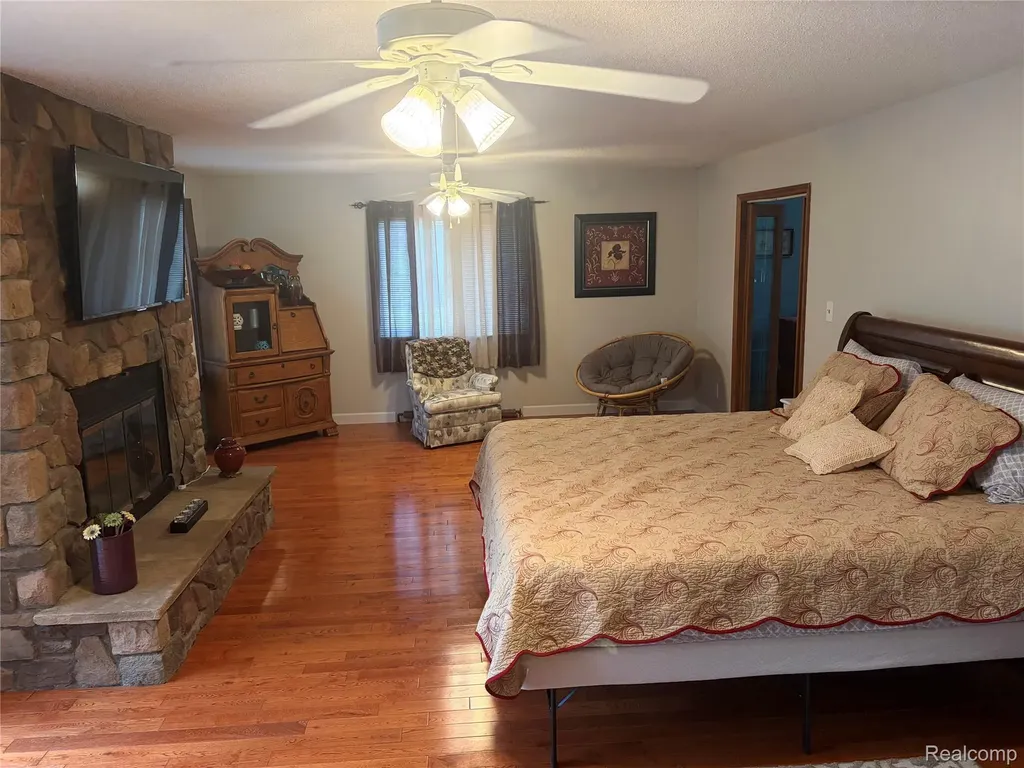 5315 E 8th Street Au Gres City MI 48703