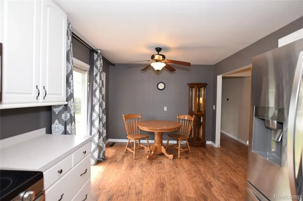 2482 Anderson Road Saginaw Charter Township MI 48603