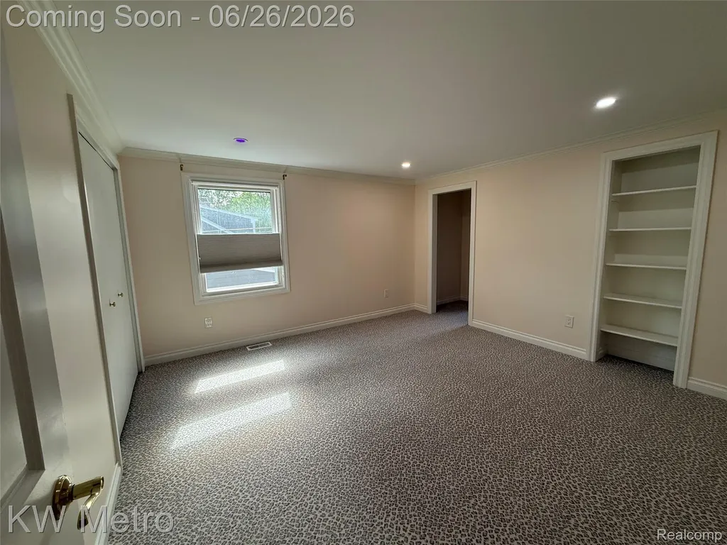 2175 Fairway Drive Birmingham City MI 48009