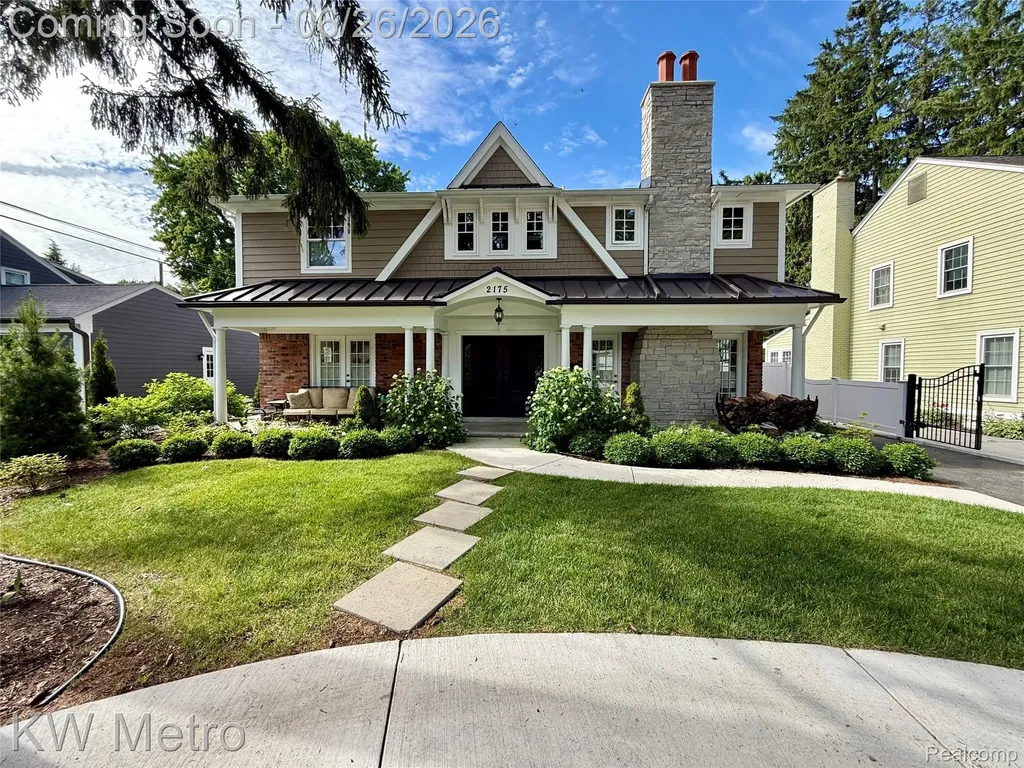 2175 Fairway Drive Birmingham City MI 48009