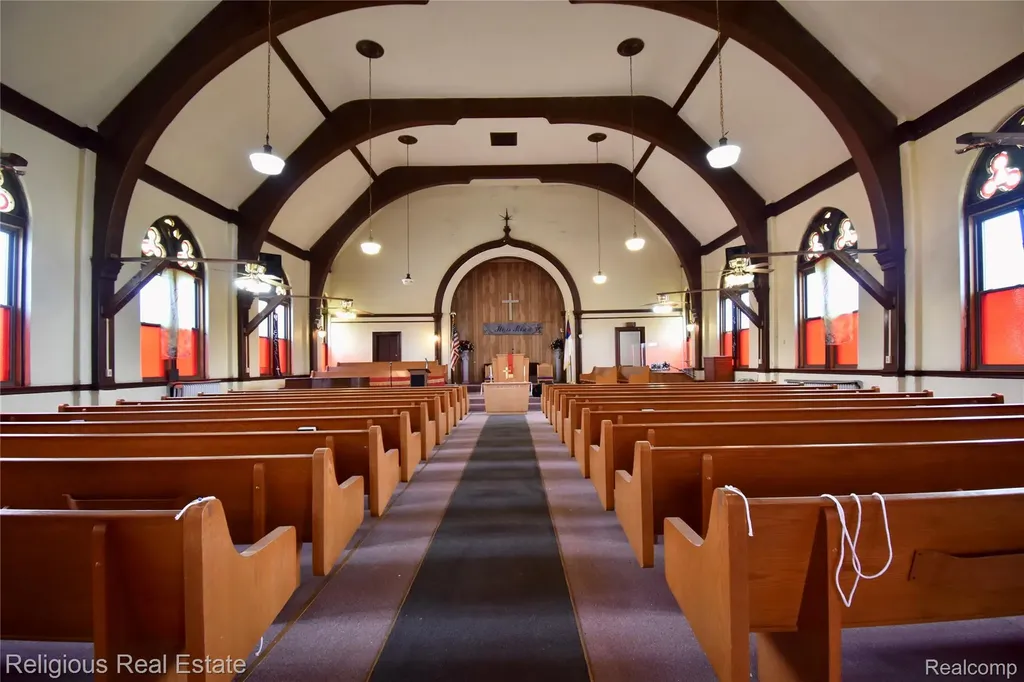2900 Gratiot Avenue Detroit City MI 48207