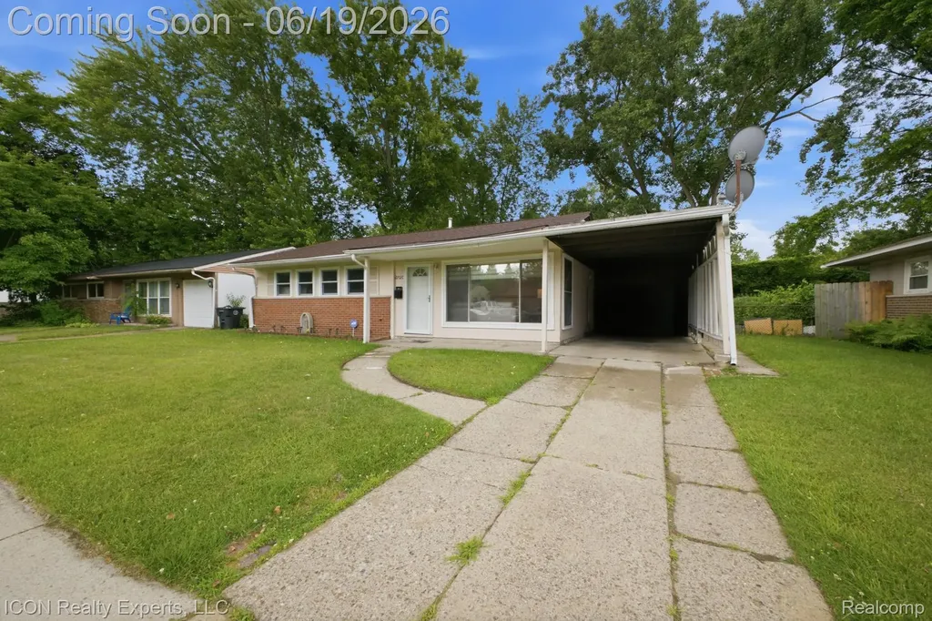 22020 Jerome Street Oak Park City MI 48237