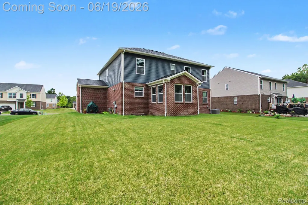 14502 Laurelwood Drive Van Buren Charter Township MI 48111