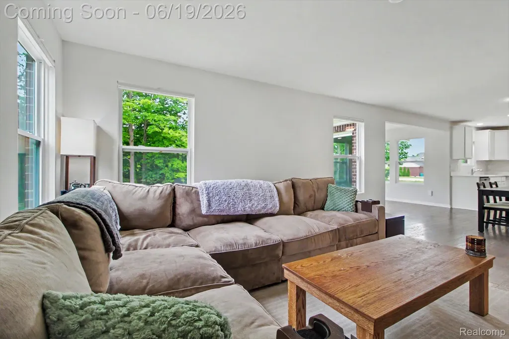 14502 Laurelwood Drive Van Buren Charter Township MI 48111