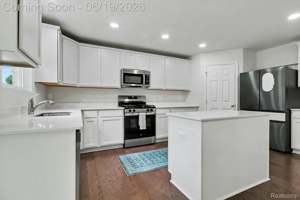 14502 Laurelwood Drive Van Buren Charter Township MI 48111