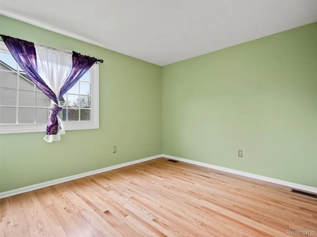 7359 Water Oaks West Bloomfield Charter Township MI 48324