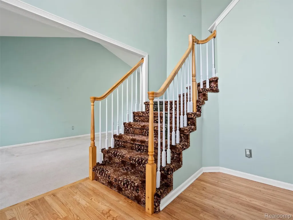 7359 Water Oaks West Bloomfield Charter Township MI 48324