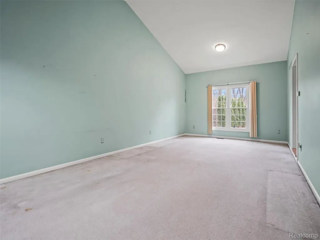 7359 Water Oaks West Bloomfield Charter Township MI 48324