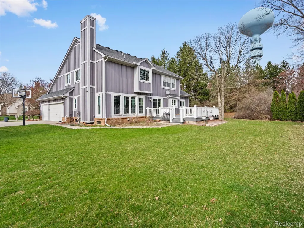 7359 Water Oaks West Bloomfield Charter Township MI 48324