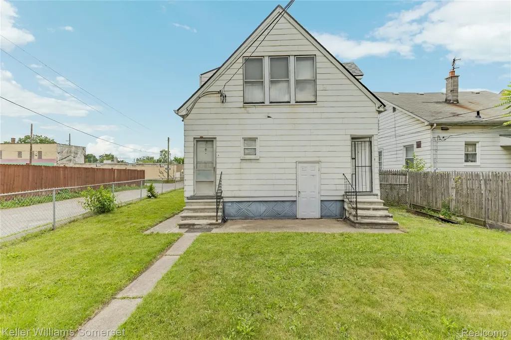 8151 Dayton Street Detroit City MI 48210