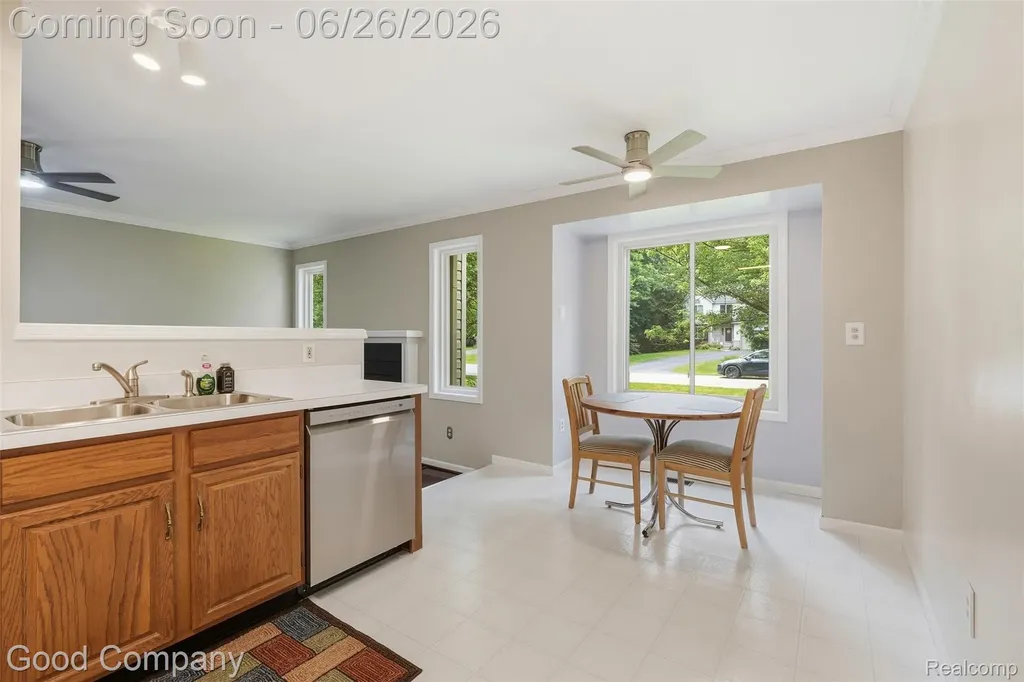 21466 Ruth Street Farmington Hills City MI 48336