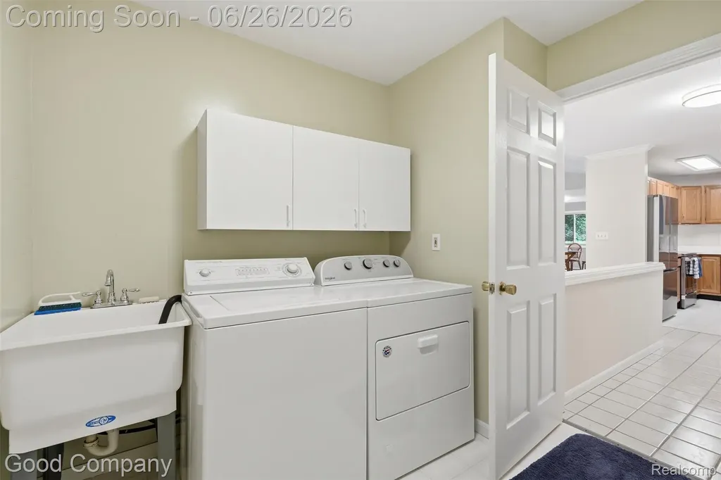 21466 Ruth Street Farmington Hills City MI 48336