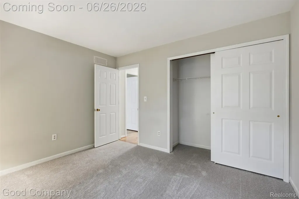 21466 Ruth Street Farmington Hills City MI 48336