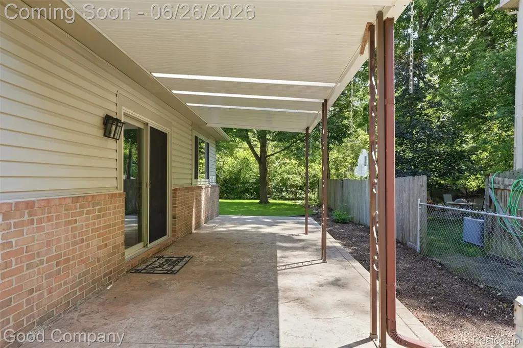 21466 Ruth Street Farmington Hills City MI 48336