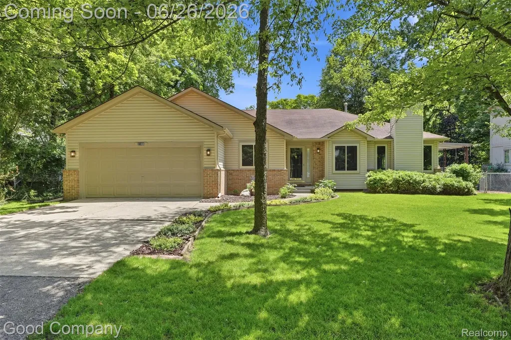 21466 Ruth Street Farmington Hills City MI 48336