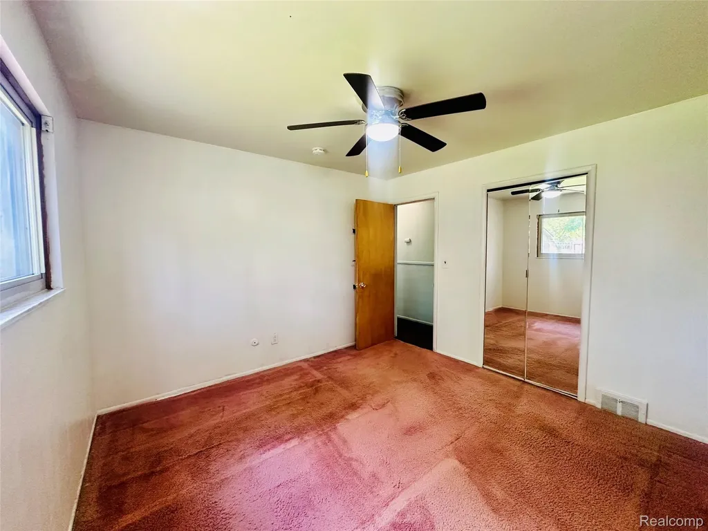 26373 Curie Avenue Warren City MI 48091