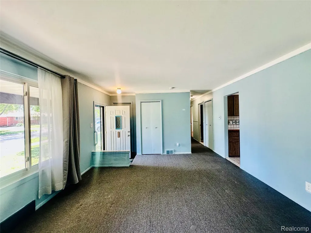 26373 Curie Avenue Warren City MI 48091