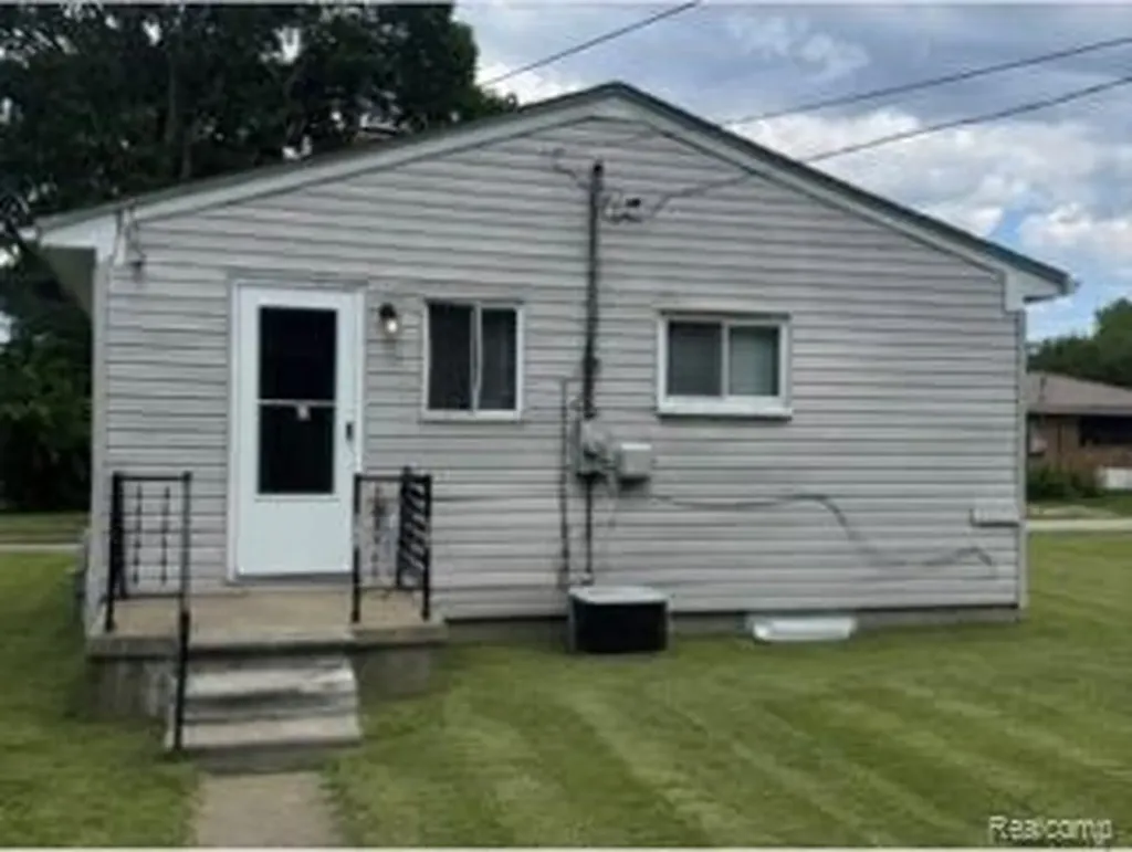 3957 13th Street Ecorse City MI 48229