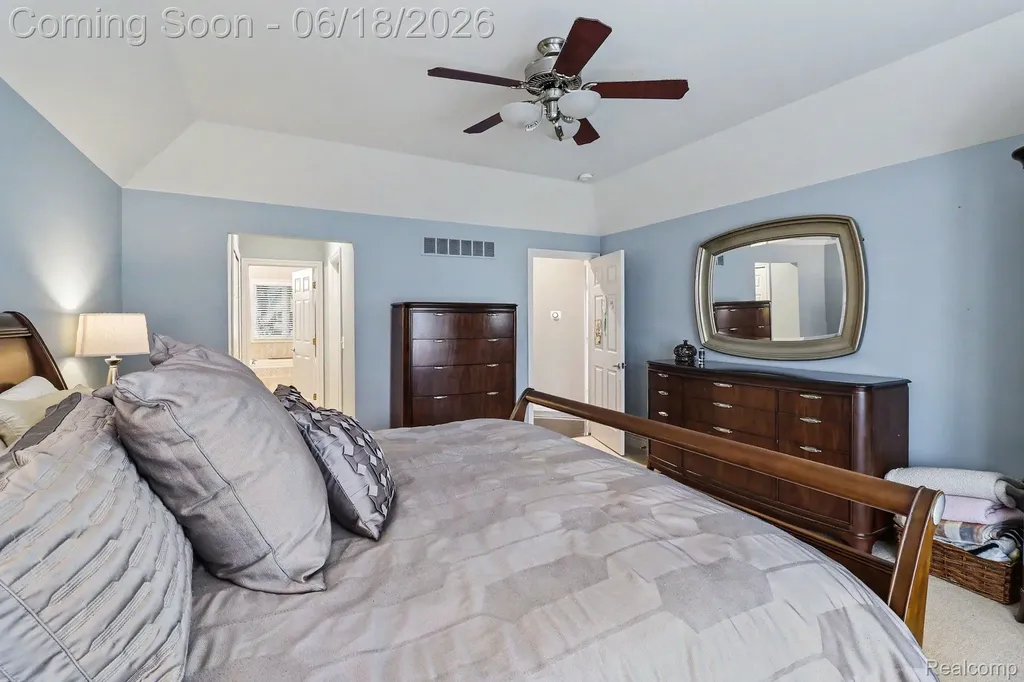 55260 Belmont Drive Shelby Charter Township MI 48315