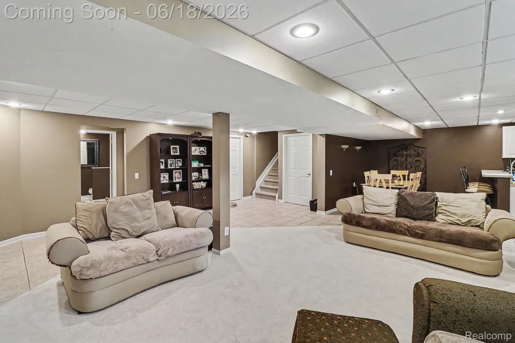 55260 Belmont Drive Shelby Charter Township MI 48315