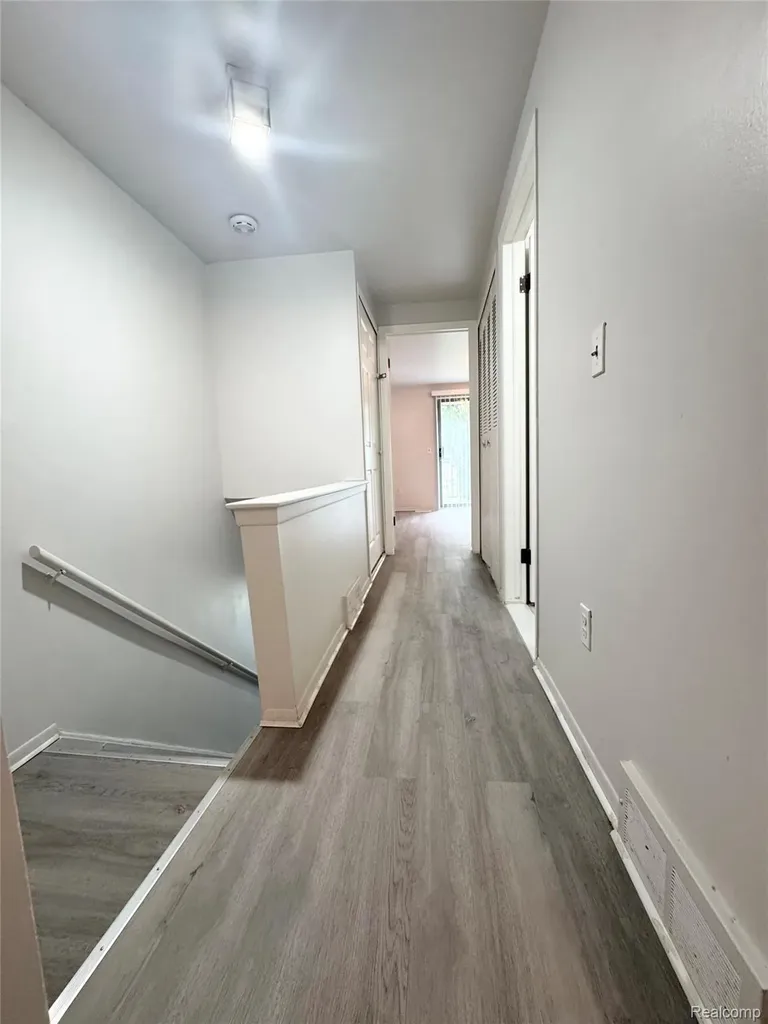 4386 15 Mile Road Sterling Heights City MI 48310