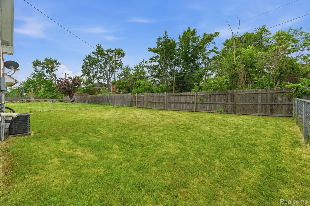 4783 Wayburn Street Detroit City MI 48224