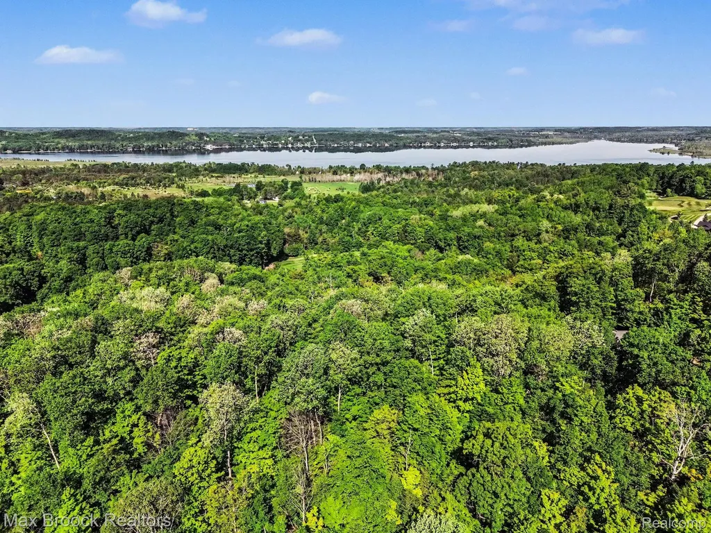 125 Legend Trail Custer Township MI 49615