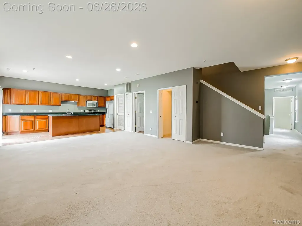 3231 Camden Drive Troy City MI 48084