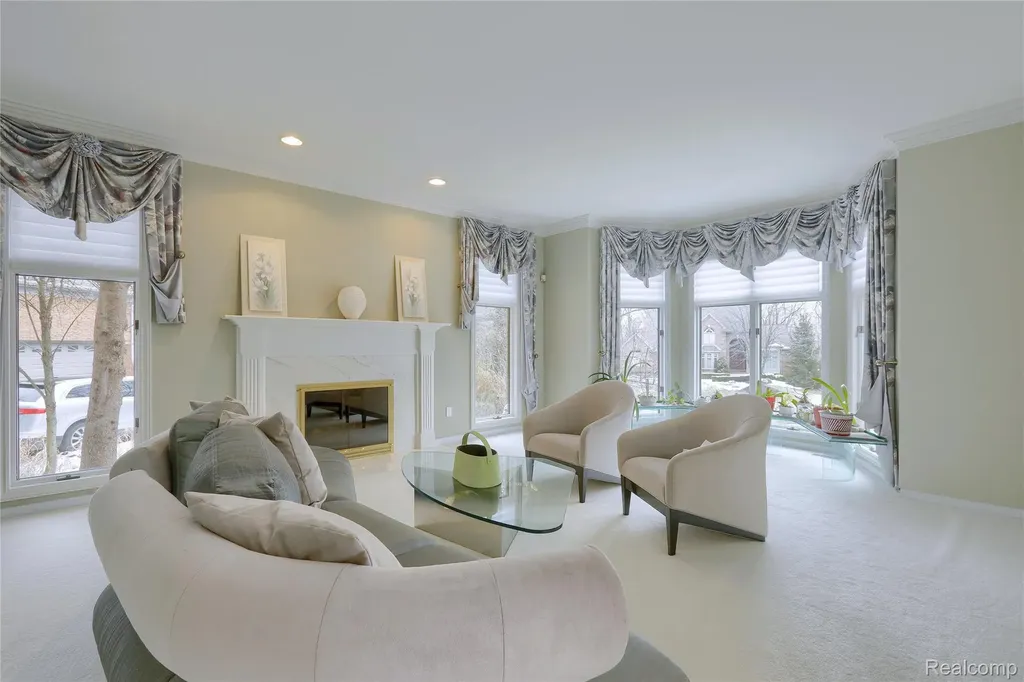 1721 Archers Pointe Rochester Hills City MI 48306