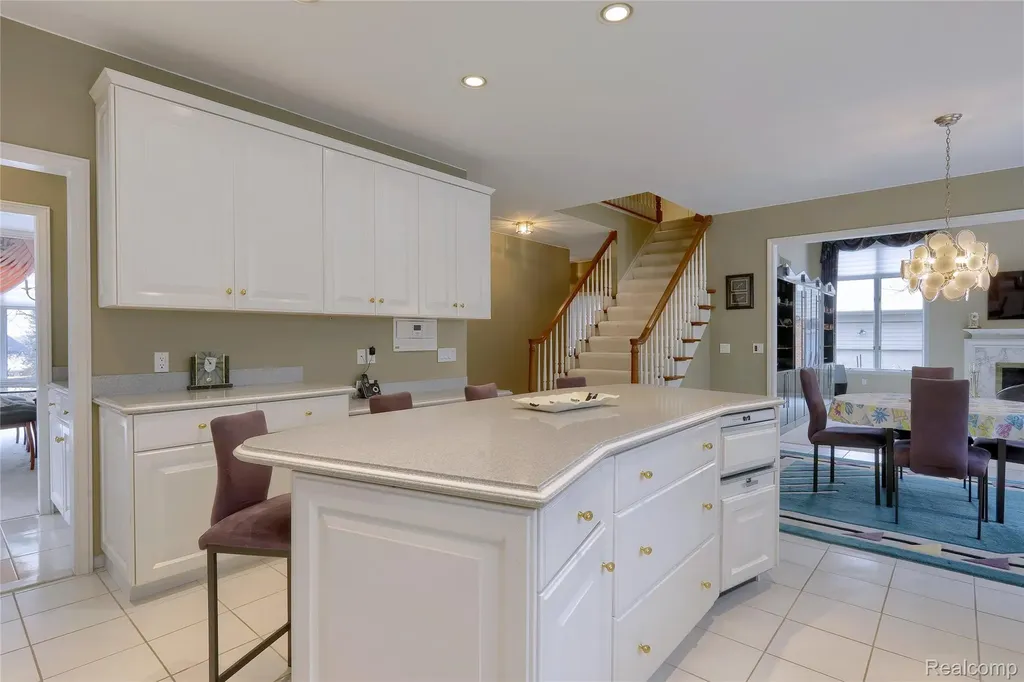 1721 Archers Pointe Rochester Hills City MI 48306