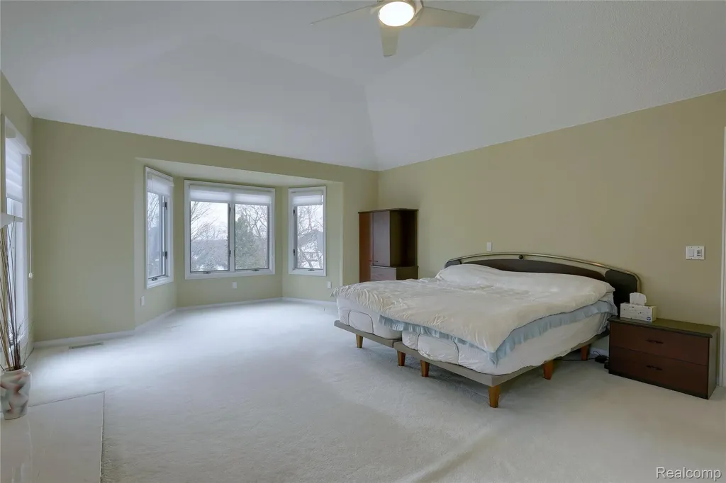 1721 Archers Pointe Rochester Hills City MI 48306