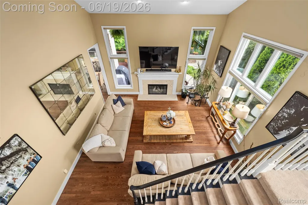 1781 Apple Ridge Court Rochester Hills City MI 48306