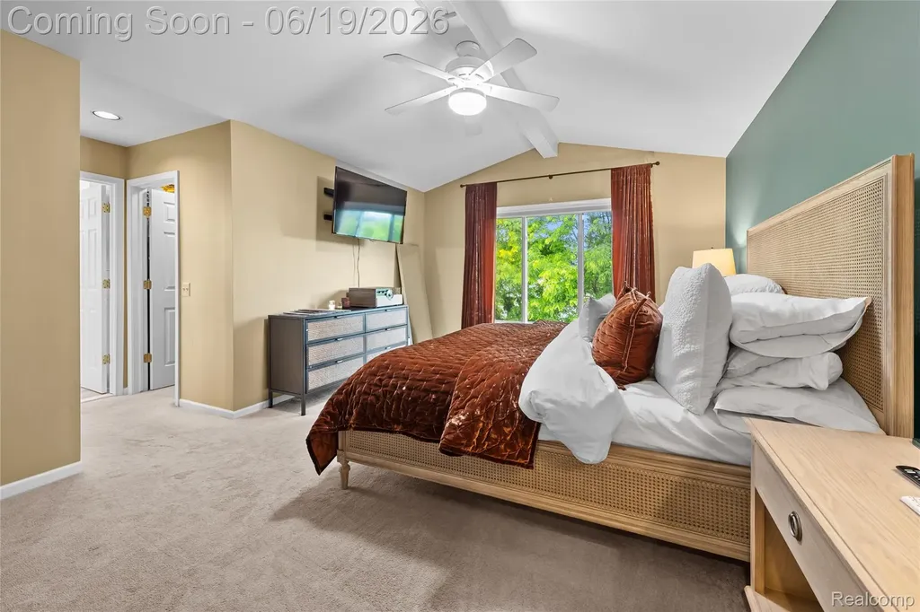1781 Apple Ridge Court Rochester Hills City MI 48306