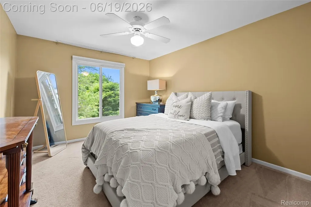 1781 Apple Ridge Court Rochester Hills City MI 48306