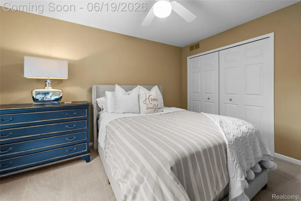1781 Apple Ridge Court Rochester Hills City MI 48306