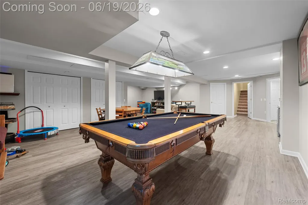1781 Apple Ridge Court Rochester Hills City MI 48306