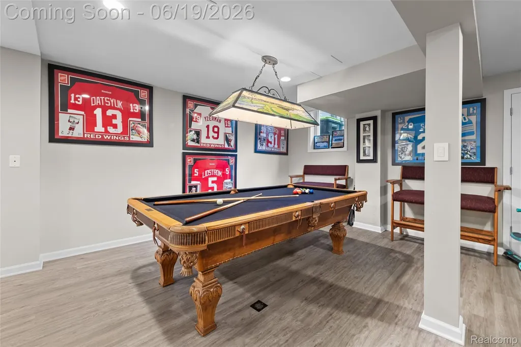 1781 Apple Ridge Court Rochester Hills City MI 48306